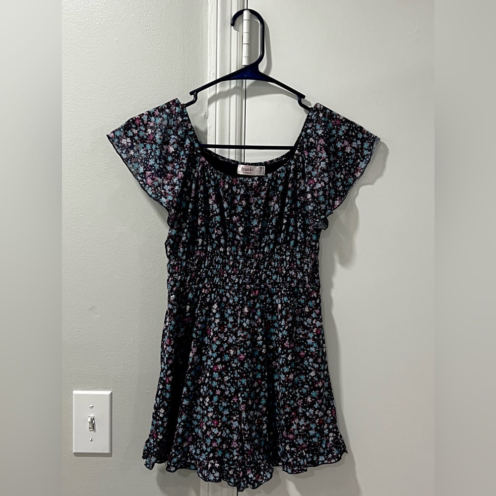 ▪️Francescas Franki Floral Flutter Sleeve Romper Size 8